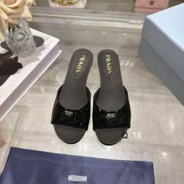Picture of Prada Shoes _SKUPradasz35-404CMX0502819109